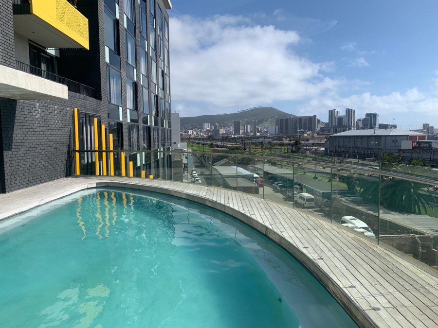 2 Bedroom Property for Sale in Woodstock Western Cape